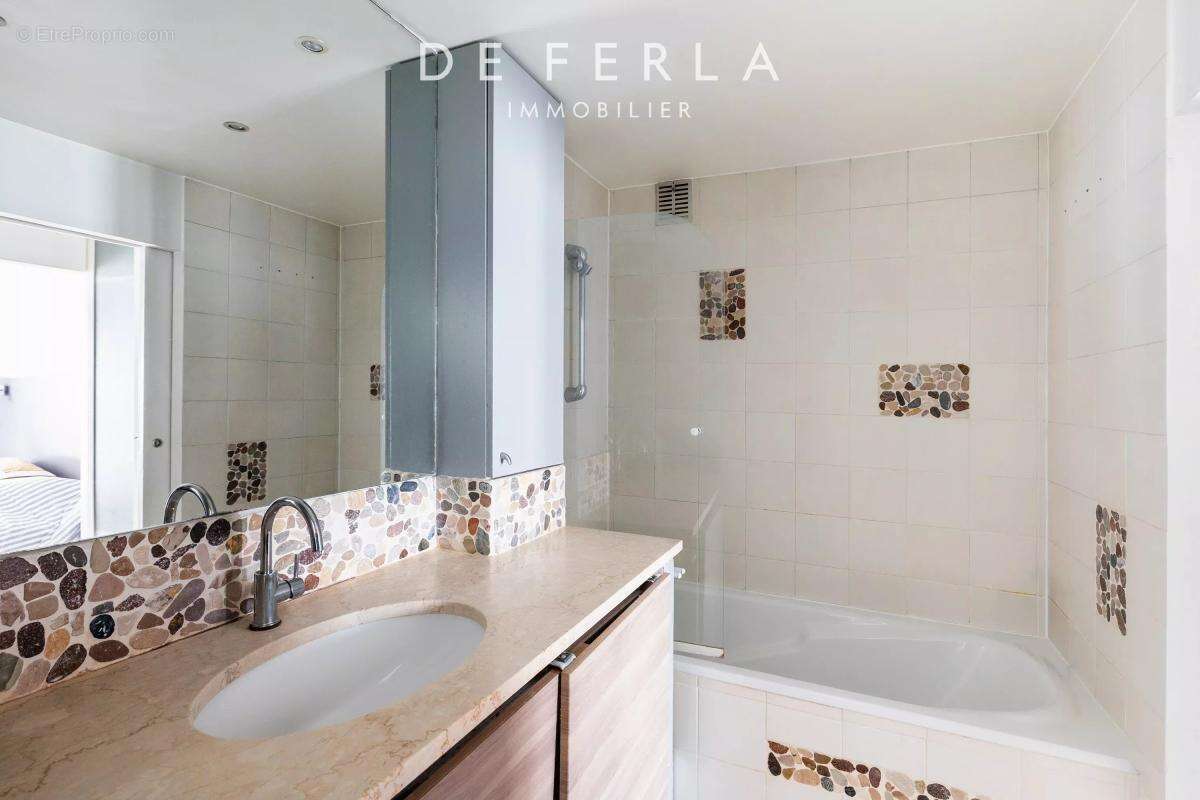 Appartement à PARIS-5E