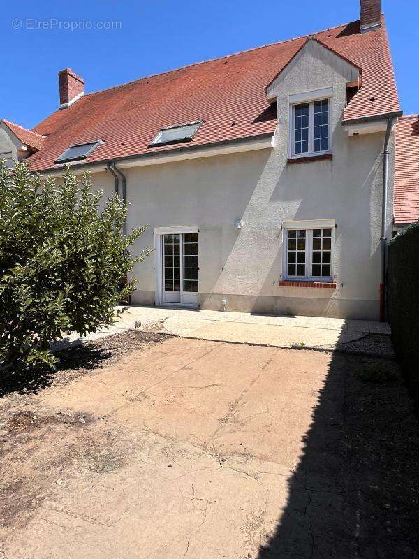 Maison à SAINT-DENIS-EN-VAL