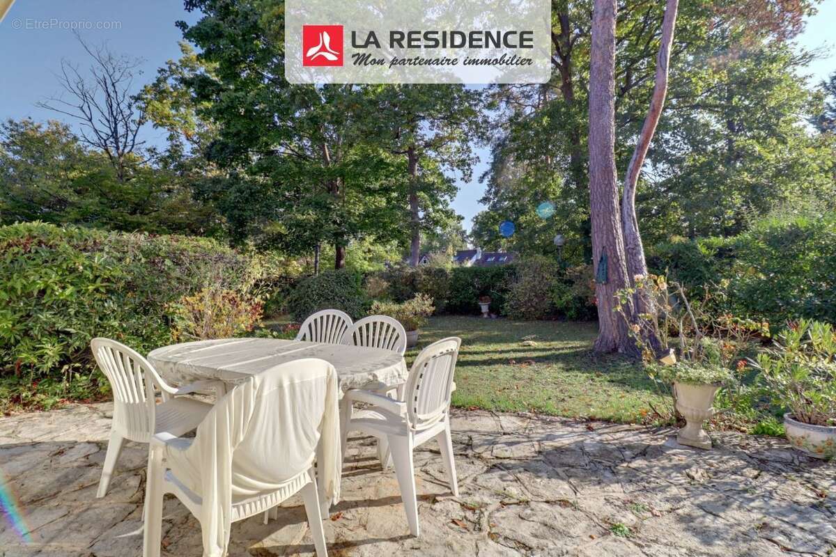 Maison à VERNEUIL-SUR-SEINE