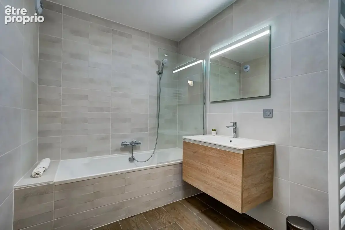 CHAMONIX - Appartement F3 au 2ème étage - photo 18