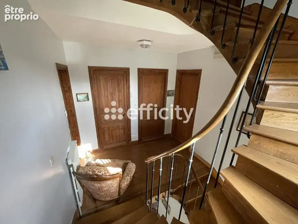Maison 184 m² à Saint-Pierre-Les-Nemours  - photo 13