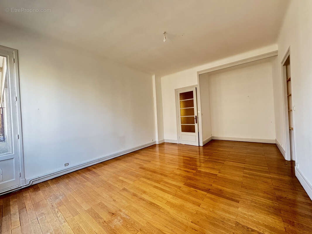 En exclusivité appartement T3 Grenoble proche du centre ville avec possibilité garage - photo 3