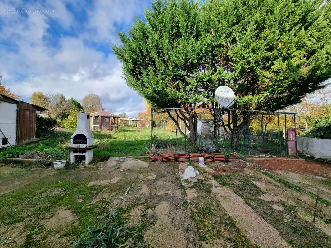 Photo 2 - Maison à TAZILLY