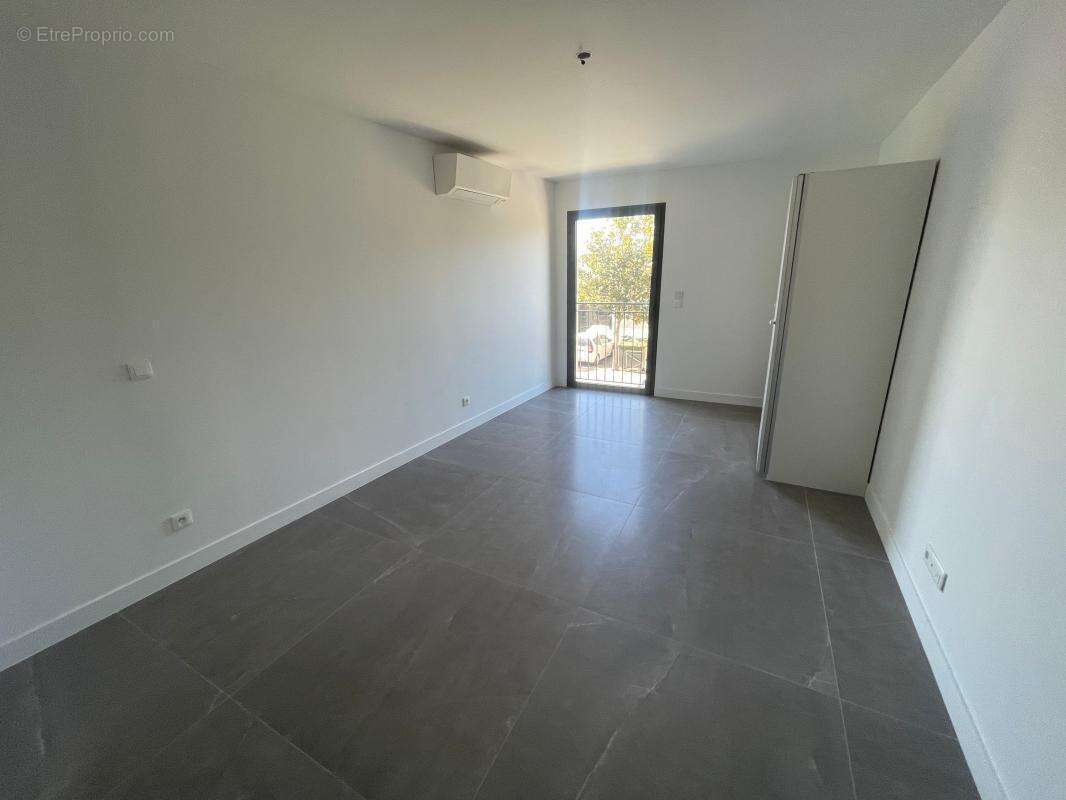 Appartement à SANARY-SUR-MER