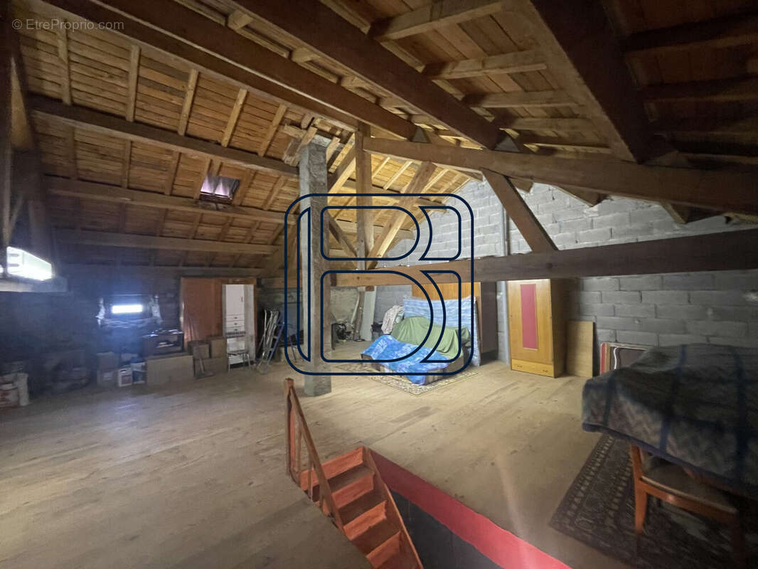 Maison à LA CHAISE-DIEU