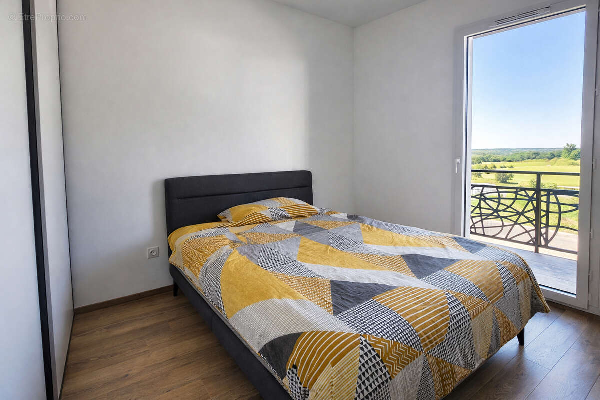 Maison à SALAISE-SUR-SANNE