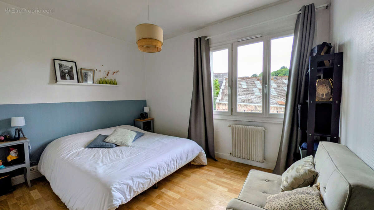 Bel appartement T4 de 86 m2 proche du centre ville en exclusivité - photo 6