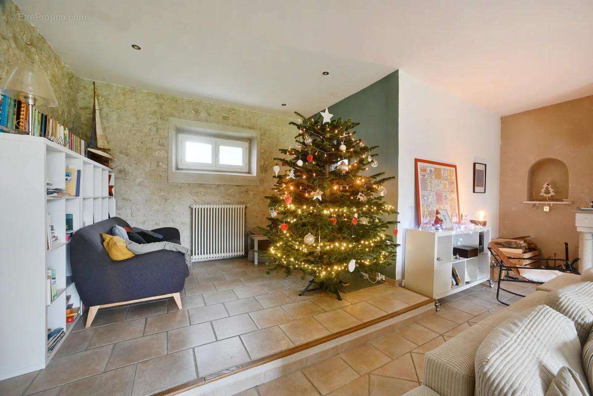 Maison à CHATEAURENARD