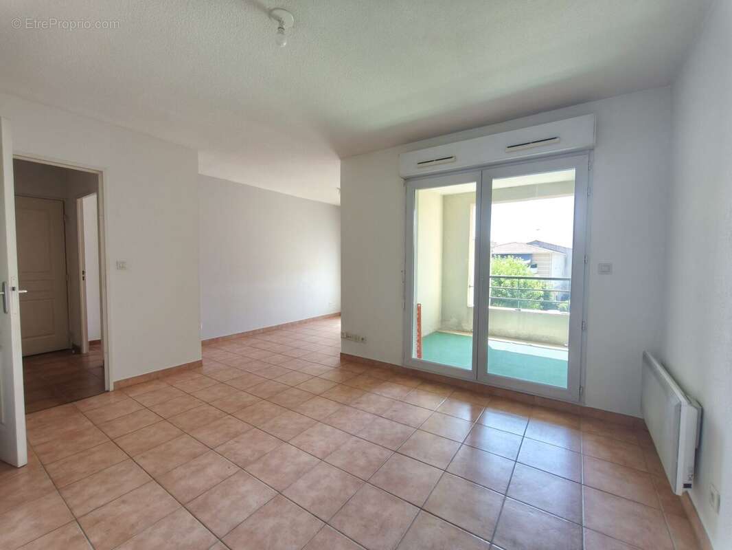 SEJOUR - Appartement à NIMES