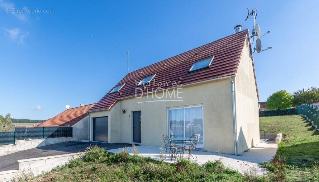 Maison à LA FERTE-GAUCHER
