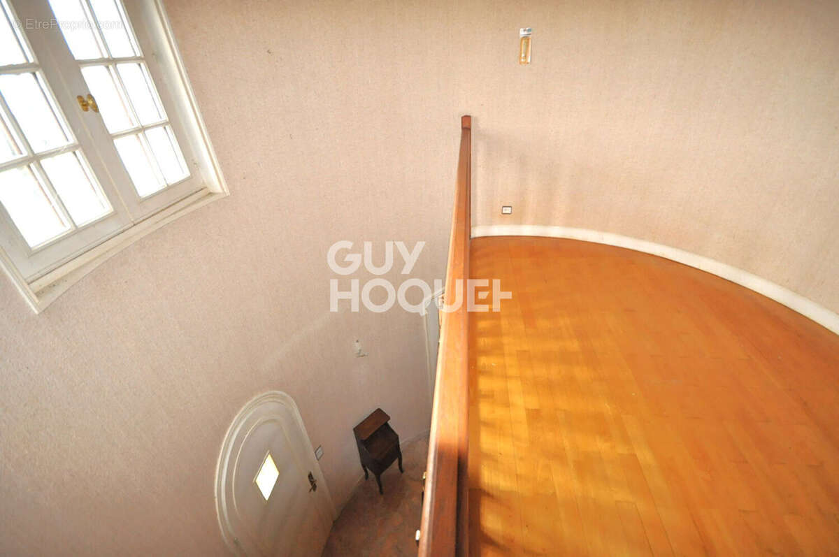 Maison à SAINT-SYMPHORIEN-SUR-COISE