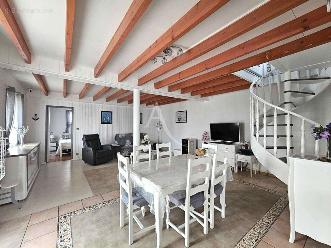 Maison à CRECY-EN-PONTHIEU