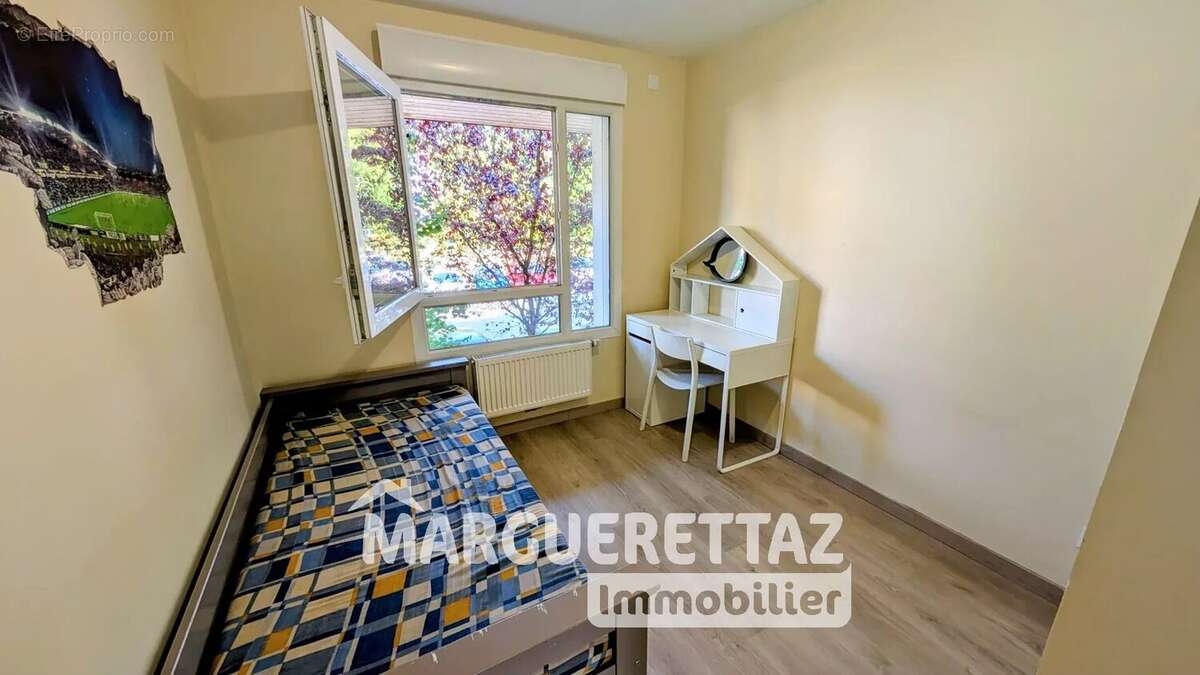 Appartement à CONTAMINE-SUR-ARVE