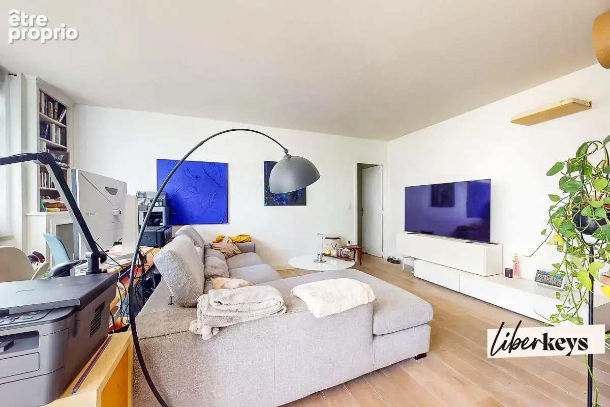 Saint-cloud – 3 pièces de 84 m² – calme, sans vis-à-vis – deux balcons – cave - photo 12