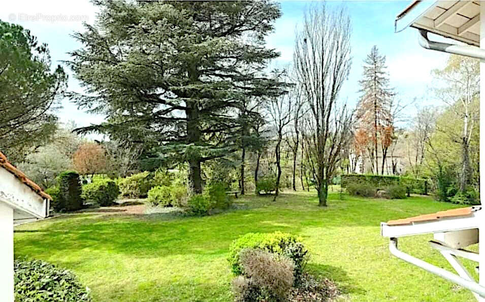 Maison à SAINT-CYR-AU-MONT-D'OR