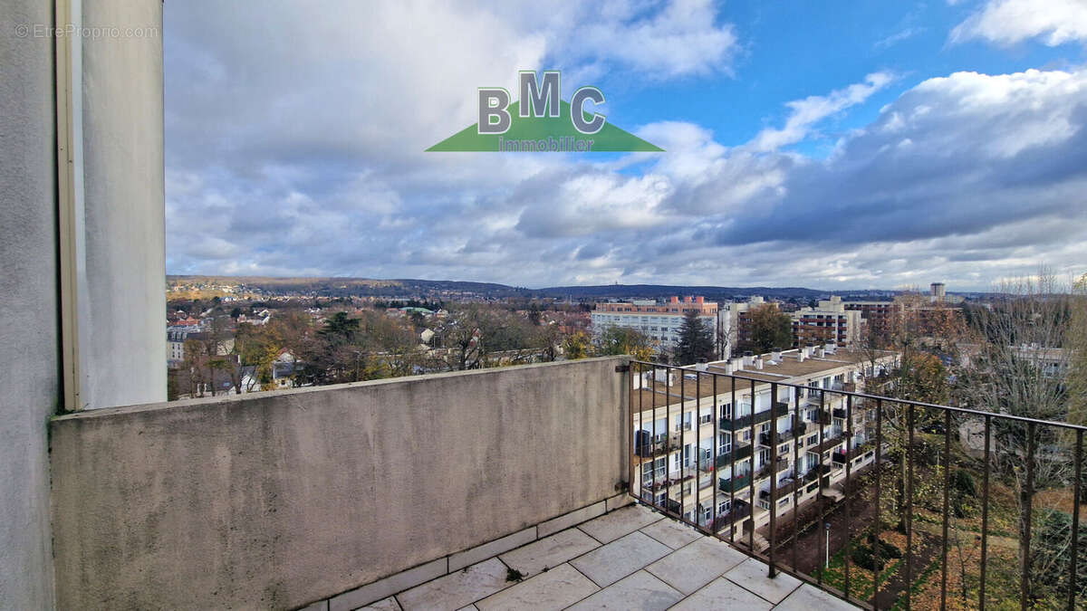 Appartement à LE PLESSIS-BOUCHARD