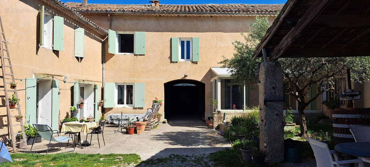 Mas a restaurer village de lagnes - photo 18