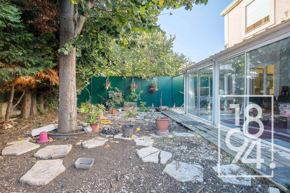 Maison à MARSEILLE-4E