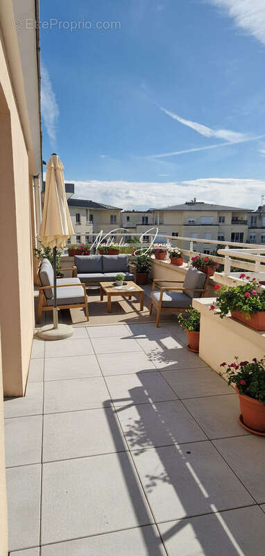 Appartement à CORBEIL-ESSONNES