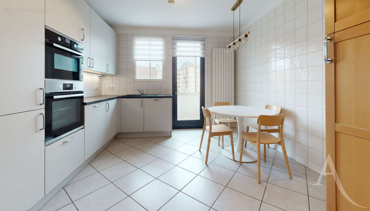 À découvrir en exclusivité !  grand T3 traversant de 67 m² - photo 8