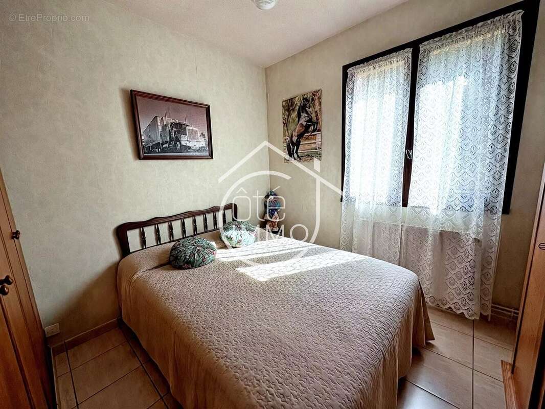 Maison à SAINT-PIERRE-D&#039;EYRAUD