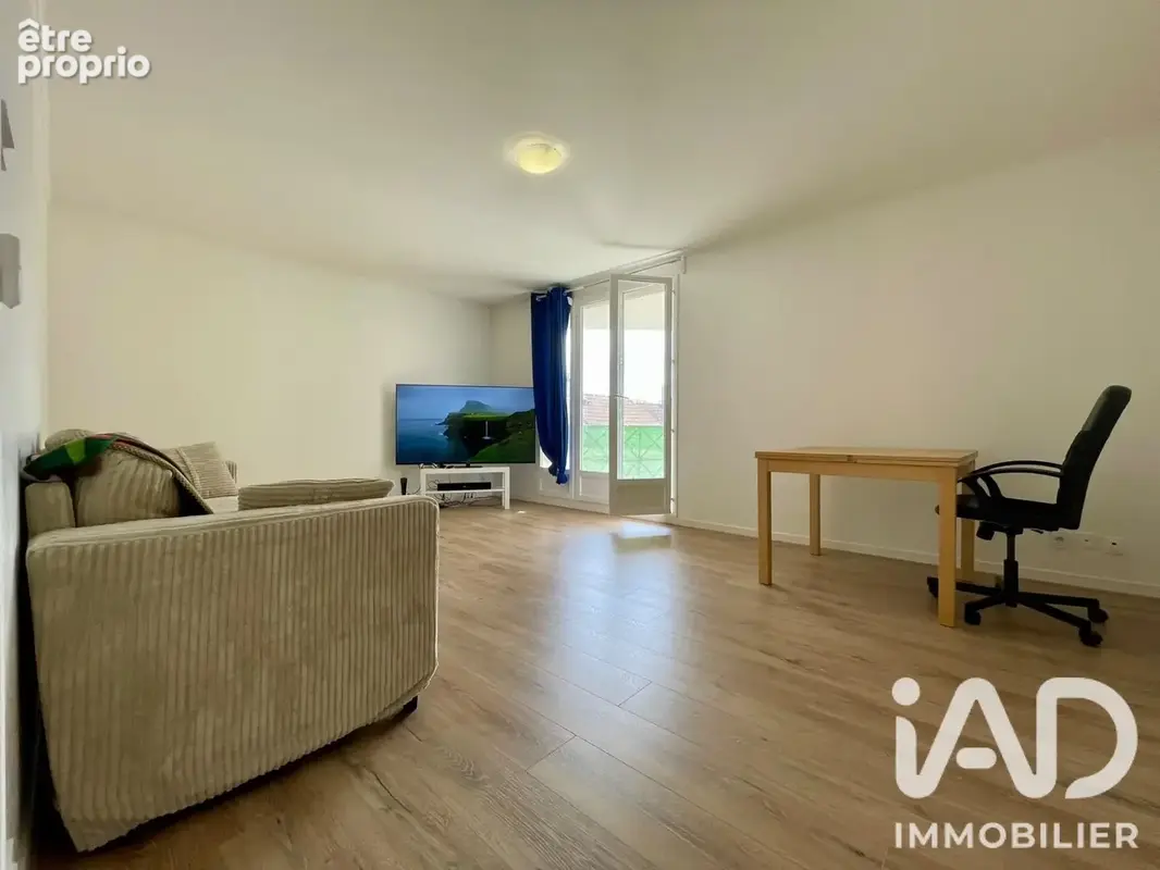 Photo 1 - Appartement à EVRY