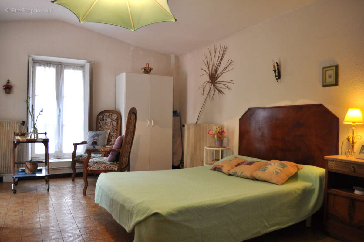 Amélie les Bains~Au bord du Mondony et à deux pas des thermes, cette ancienne maison bourgeoise du 19ème ... - photo 6