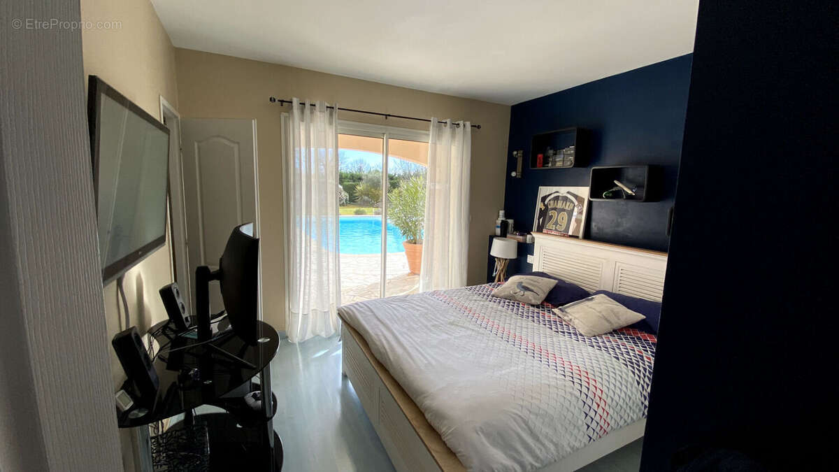 Maison à MARTIGNAS-SUR-JALLE