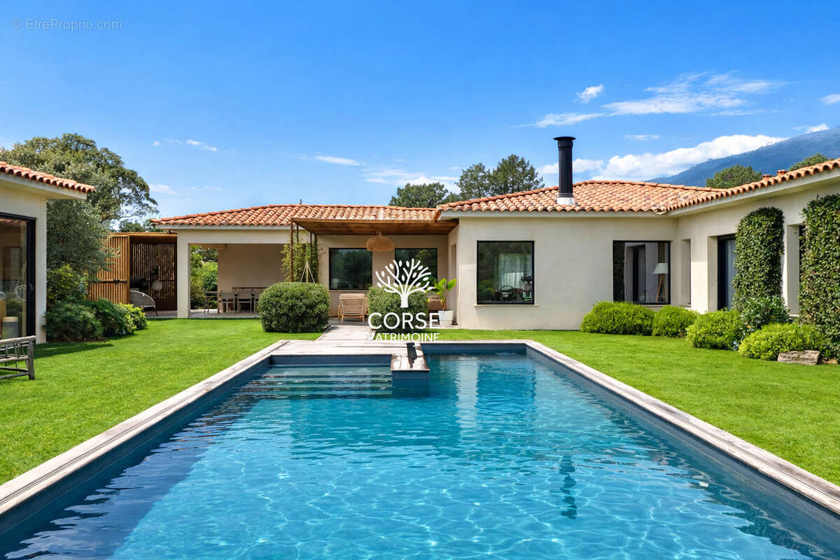 Maison à PORTO-VECCHIO