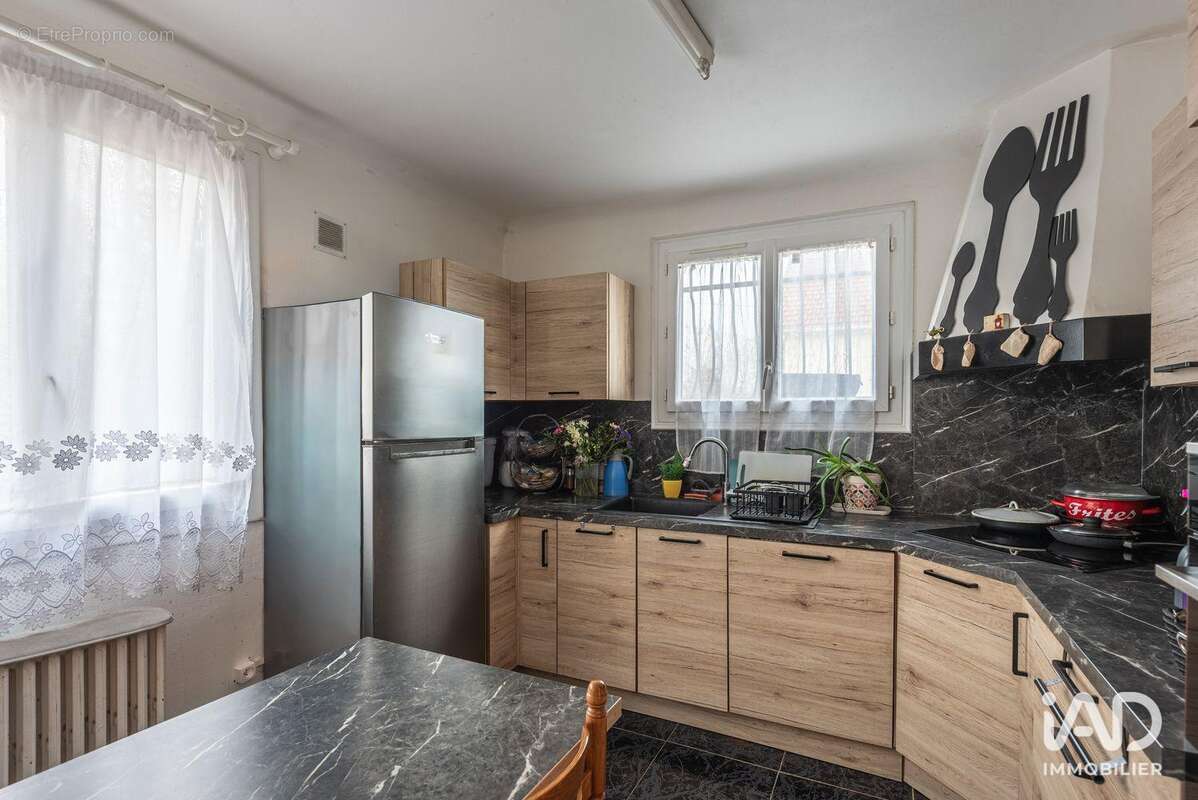 Photo 5 - Maison à DAMMARIE-LES-LYS