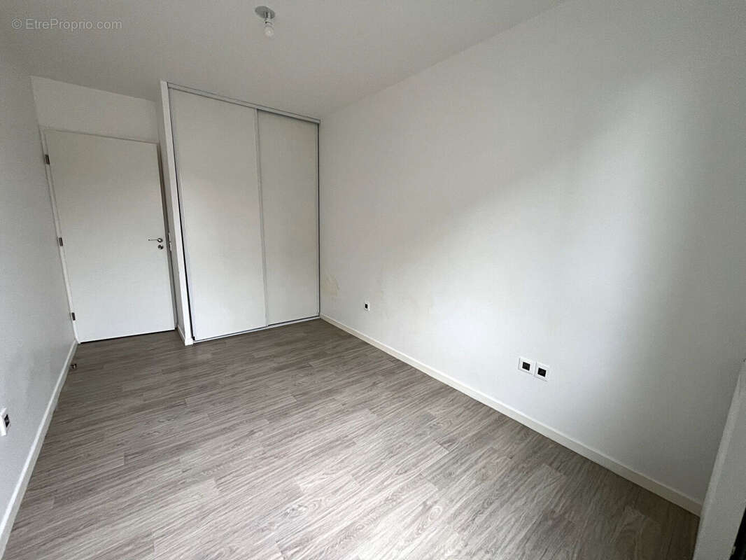 Appartement à HARDRICOURT