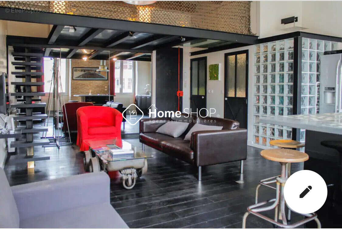 Appartement à MARSEILLE-1E