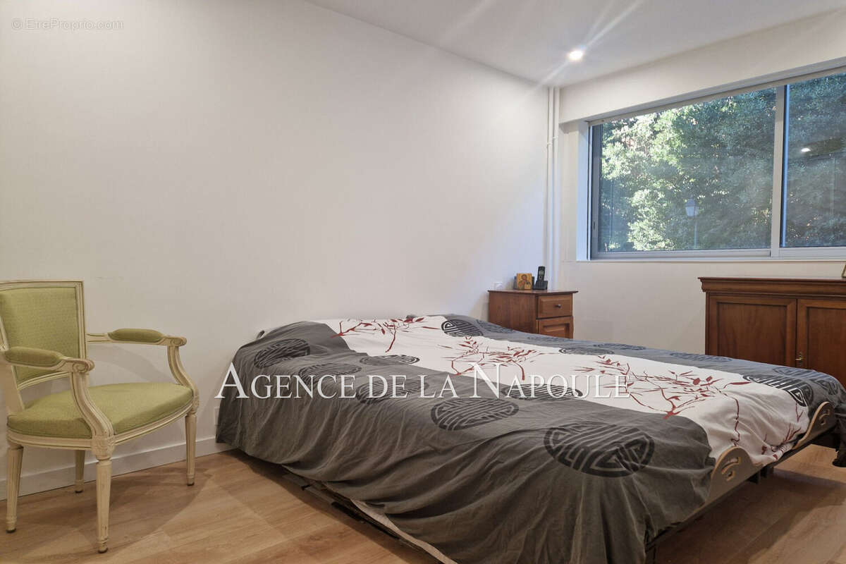 Appartement à MANDELIEU-LA-NAPOULE