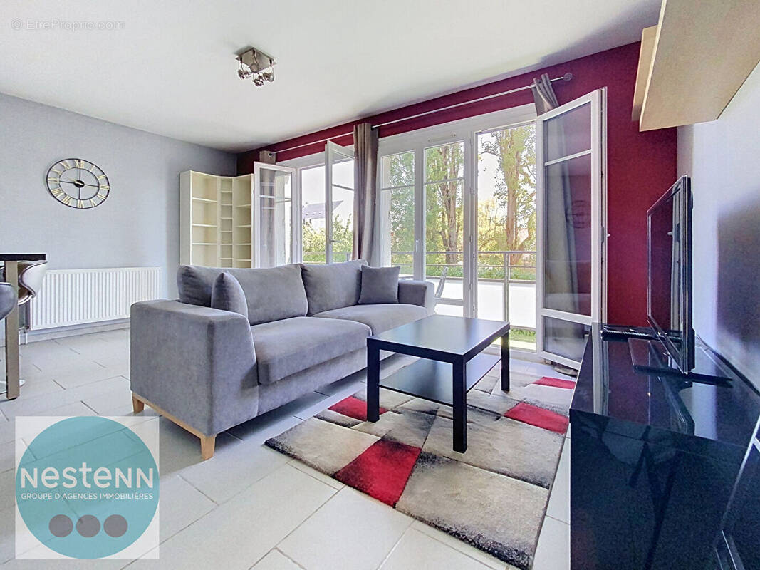 Appartement à SAINT-PRYVE-SAINT-MESMIN