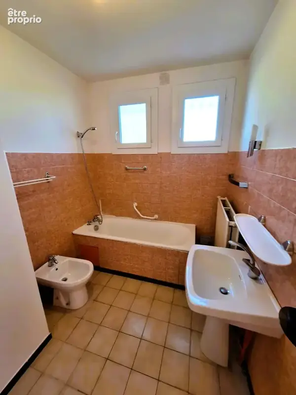  À VENDRE  Maison 3 chambres avec garage de 50 m² et terrain de 2 500 m² à Vergoignan - photo 13