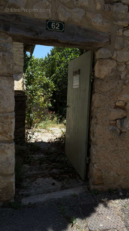 Exclusivité - Demeure d’exception du XVe siècle au cœur de la Provence - Saint Trinit (Vaucluse) - photo 24