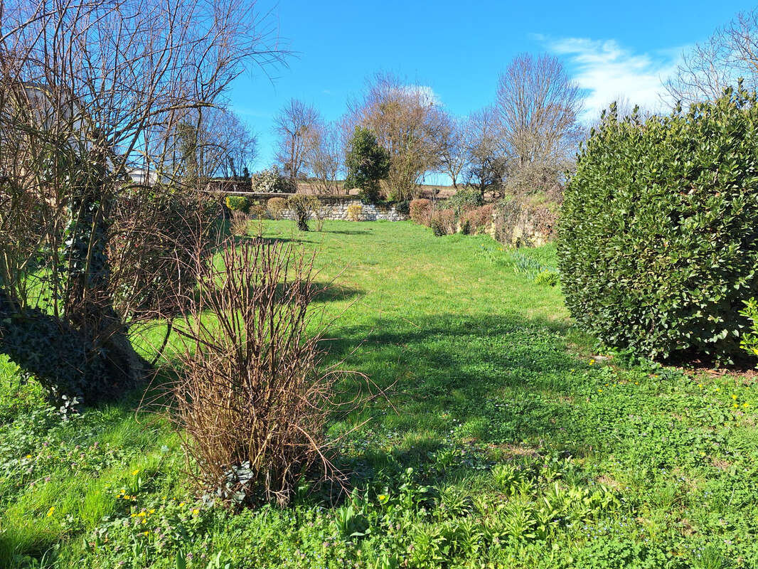 Maison à FONTEVRAUD-L'ABBAYE