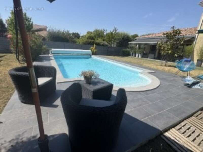 Maison familiale de standing avec piscine sur terrain de 1 800 m² – Saint-Pierre (31590) - photo 3