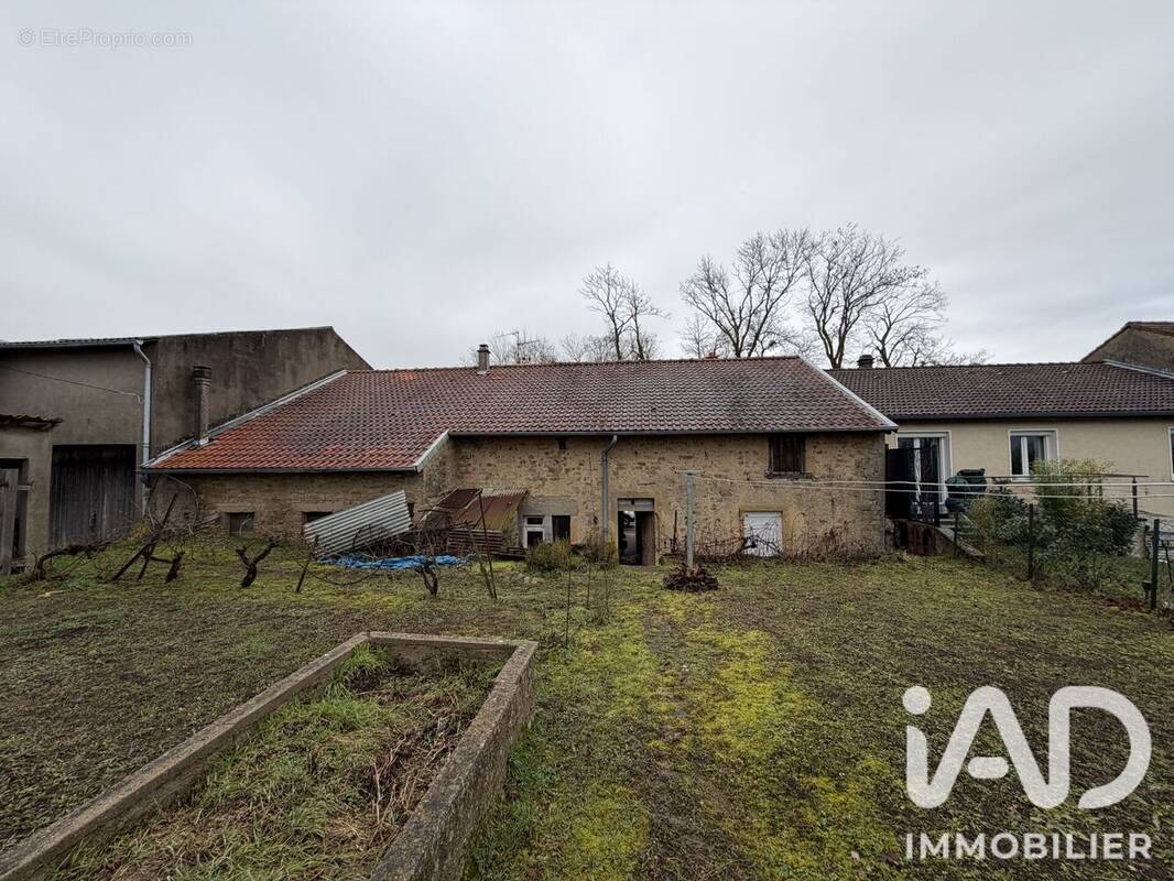 Maison 139 m² à Verny  - photo 1