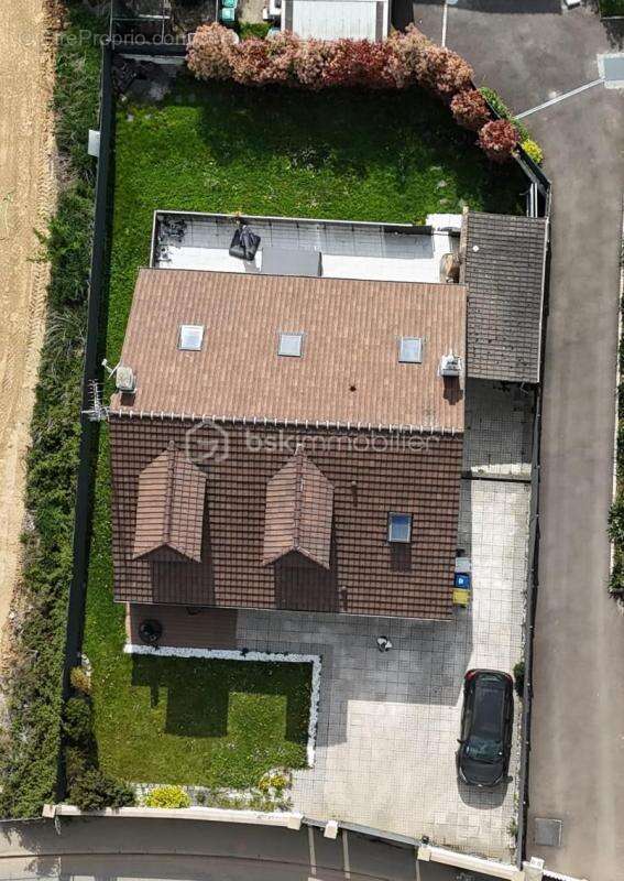 Maison à DAMMARTIN-EN-GOELE