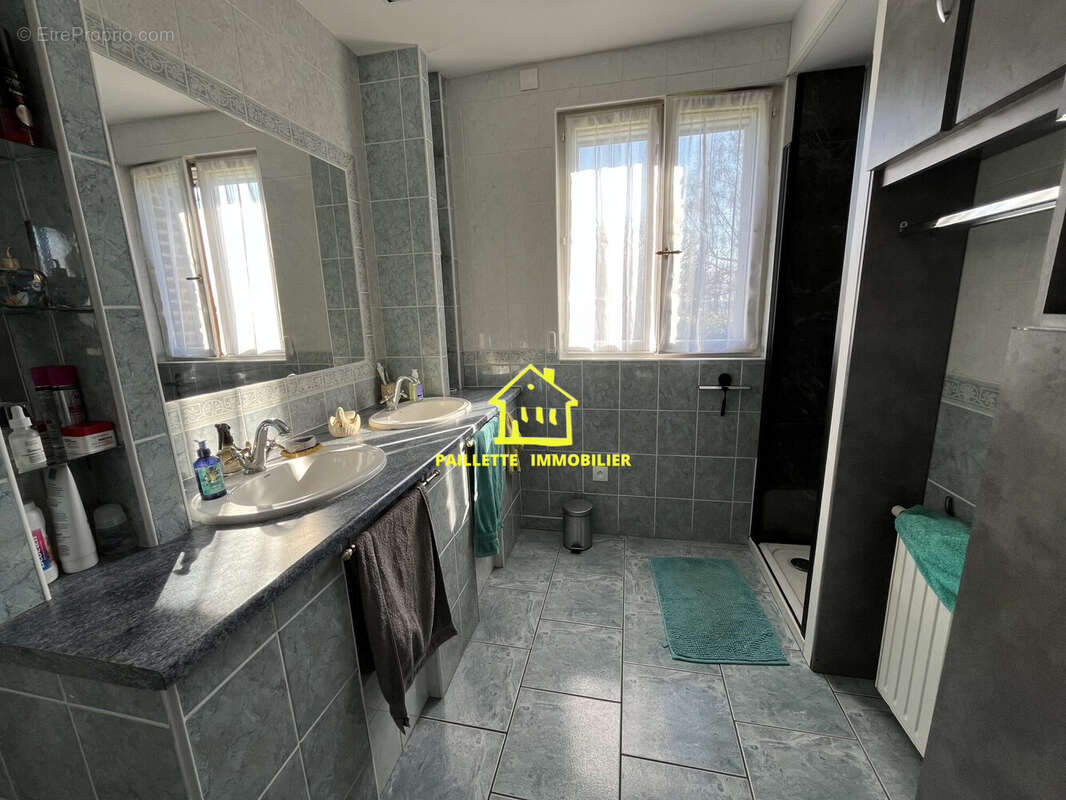 Maison à SAINT-ROMAIN-DE-COLBOSC