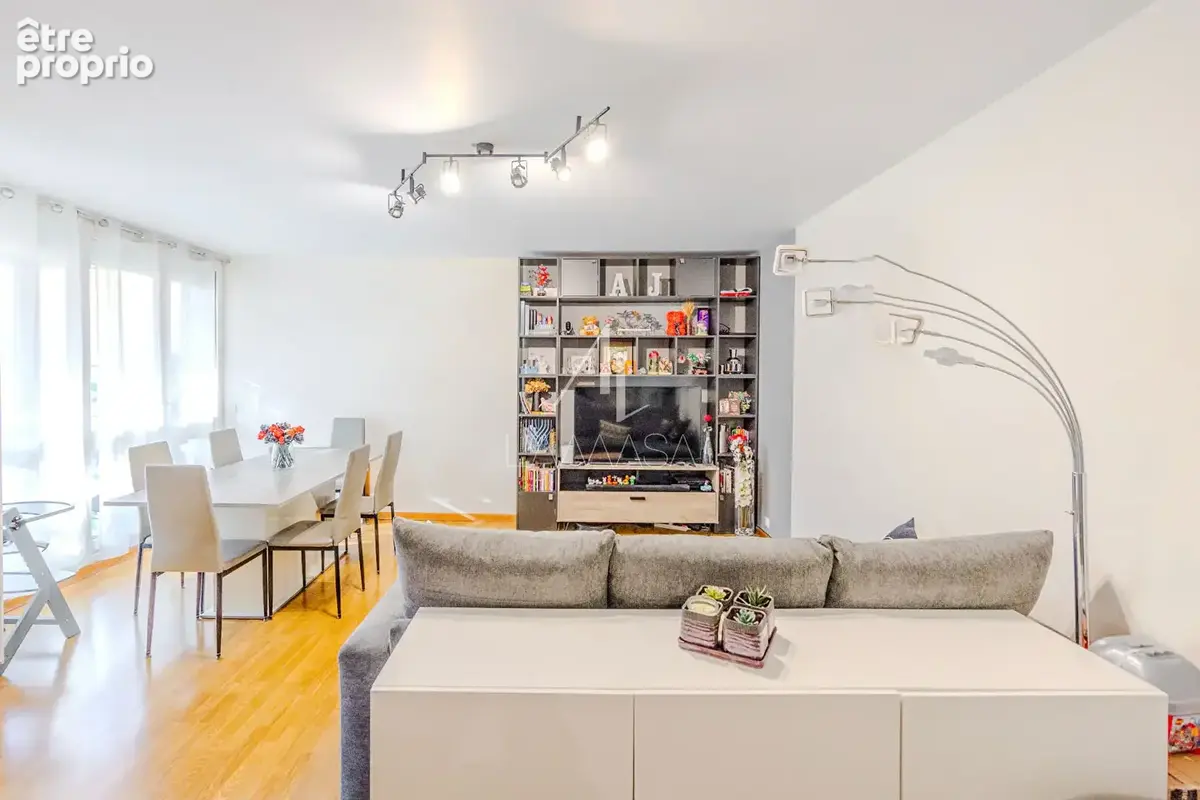 Appartement F3 - 77.61m2 - Lagny Sur Marne - photo 3