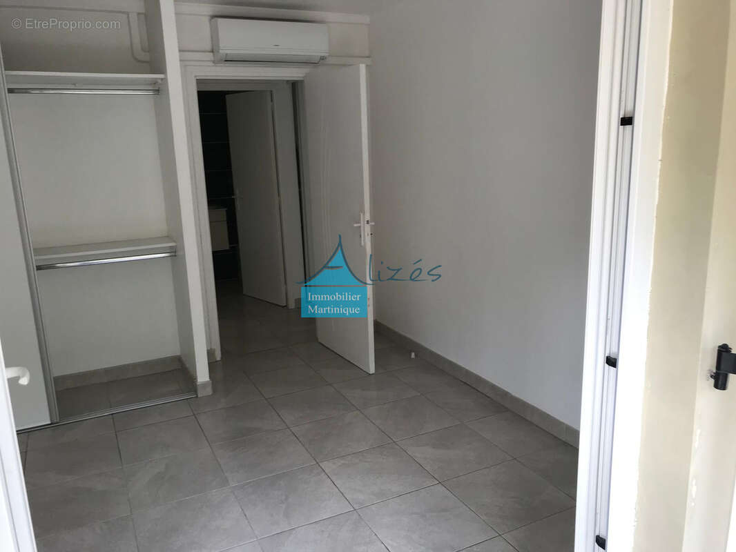 Appartement à LES TROIS-ILETS