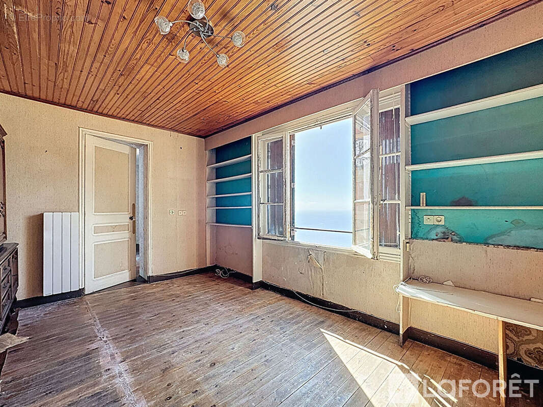 Appartement à ROQUEBRUNE-CAP-MARTIN