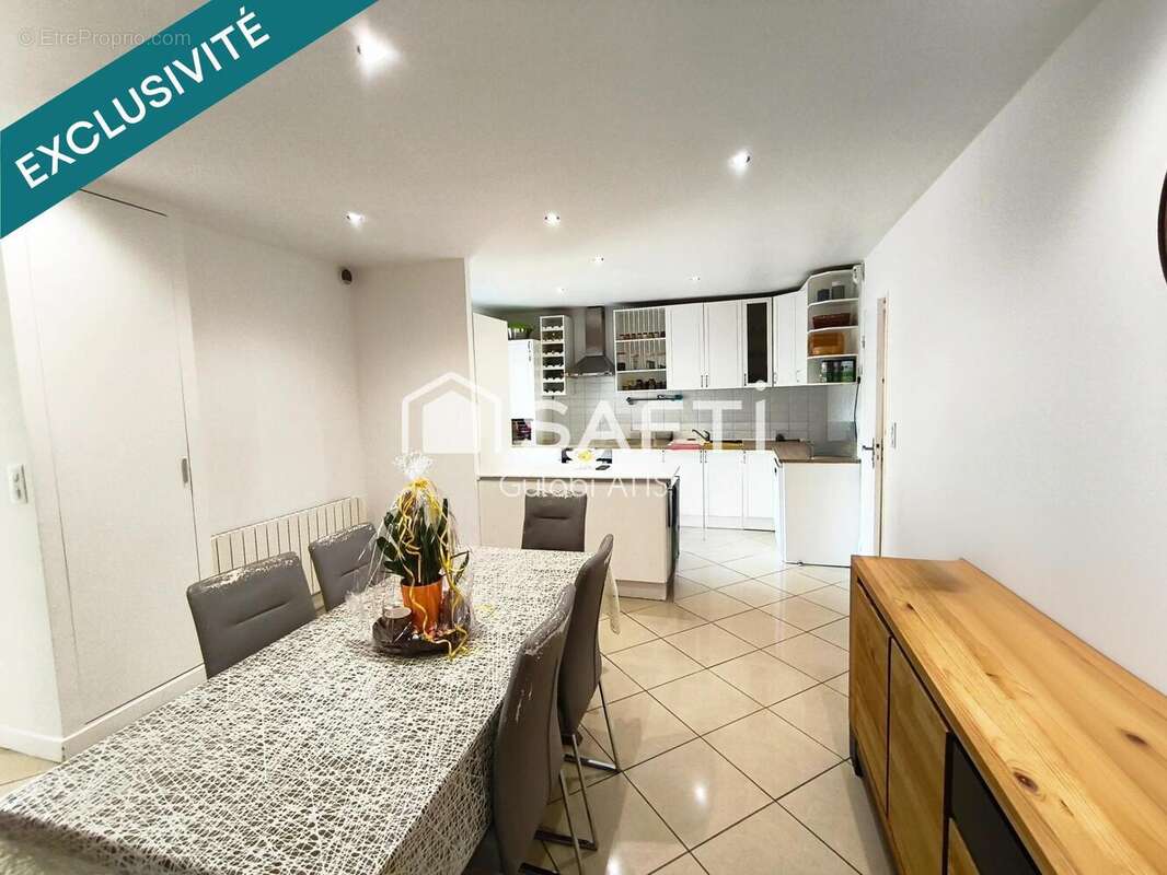 Photo 3 - Maison à VIRY-CHATILLON