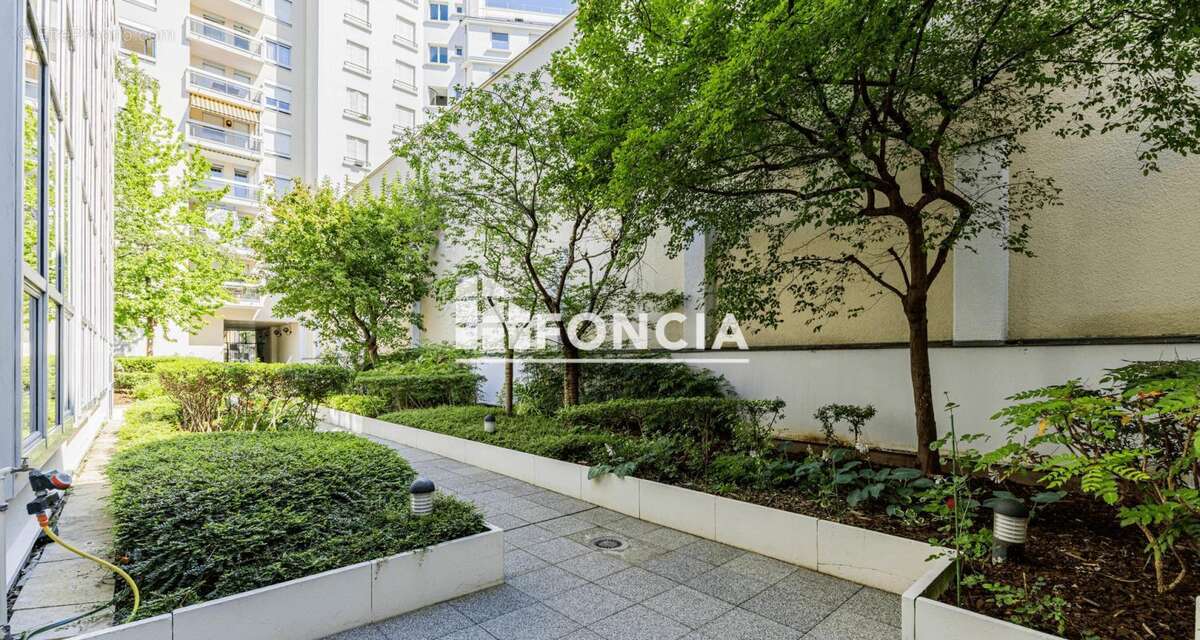 Appartement à PARIS-12E