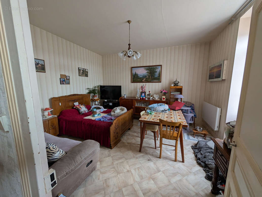 Maison ouvrière de caractère avec garage et jardin privatif - photo 3