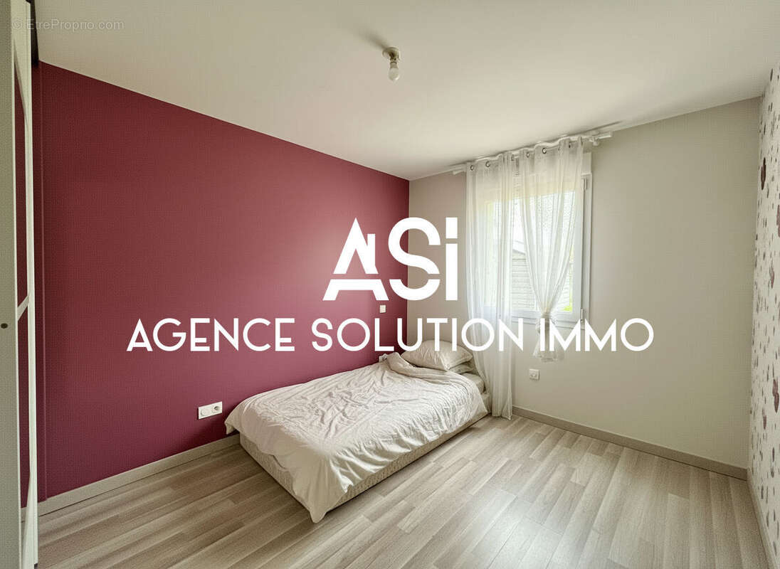 Maison à SAINT-OUEN-DES-TOITS