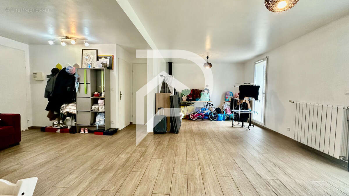 Maison à TREMBLAY-EN-FRANCE