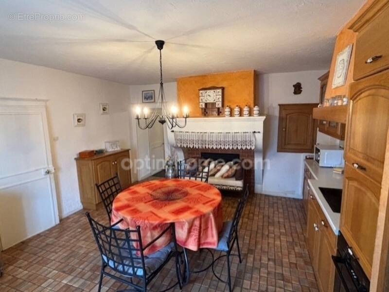 Maison à DIEUE-SUR-MEUSE